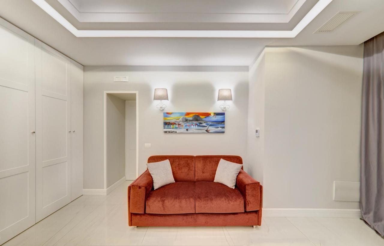 Ferienwohnung S&T Luxury House In Plebiscito Square Neapel Exterior foto