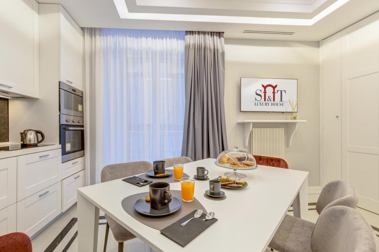 Ferienwohnung S&T Luxury House In Plebiscito Square Neapel Exterior foto