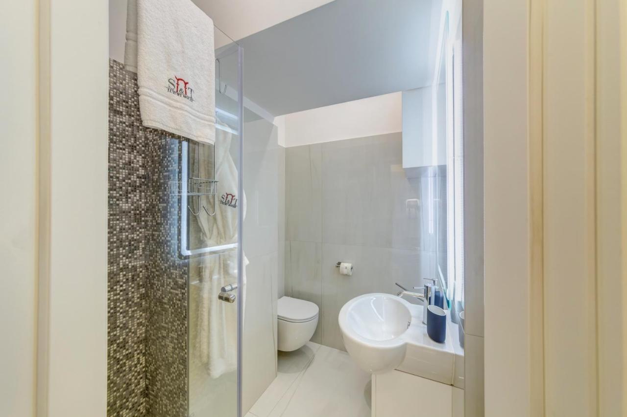 Ferienwohnung S&T Luxury House In Plebiscito Square Neapel Exterior foto