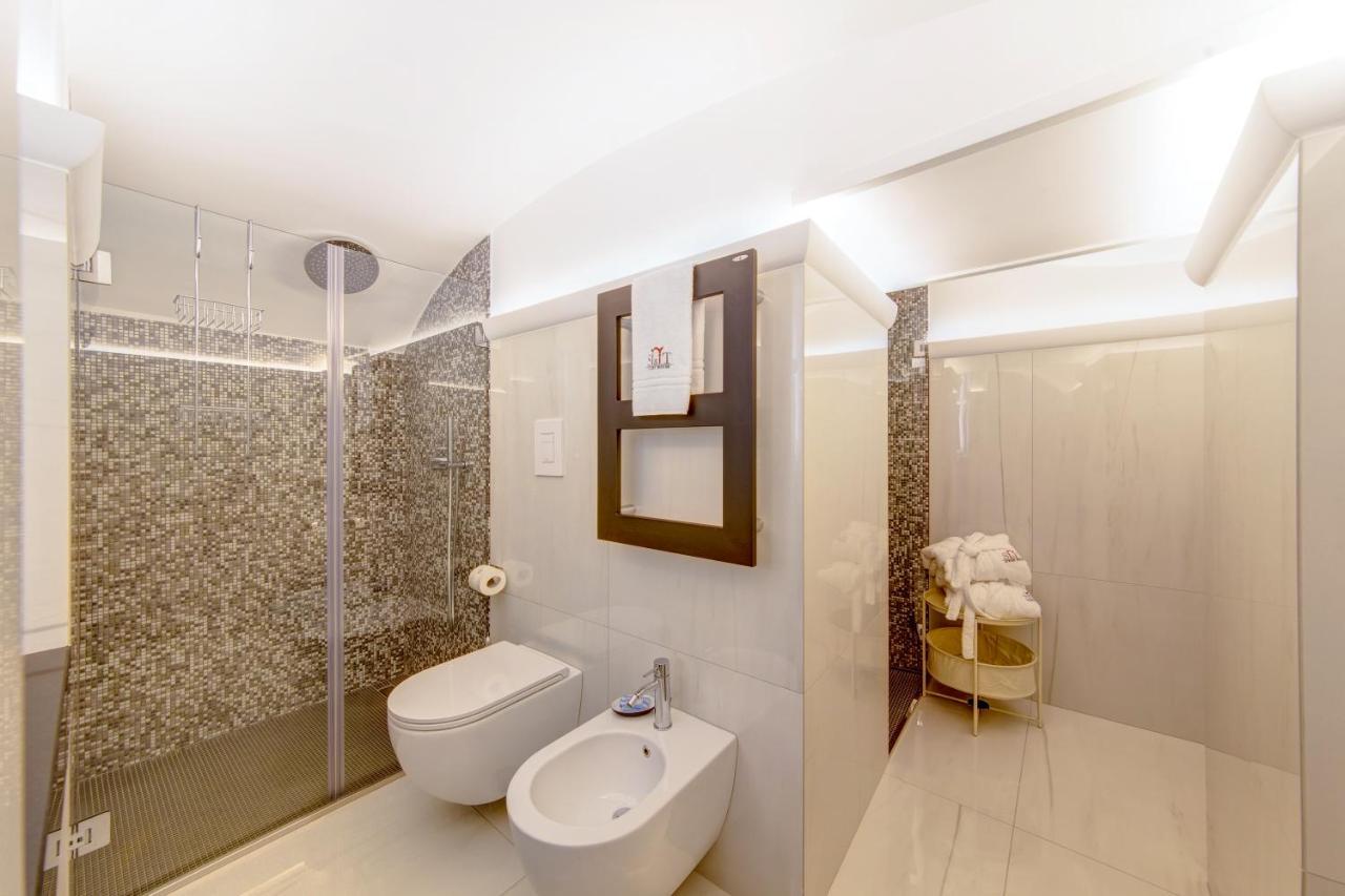 Ferienwohnung S&T Luxury House In Plebiscito Square Neapel Exterior foto